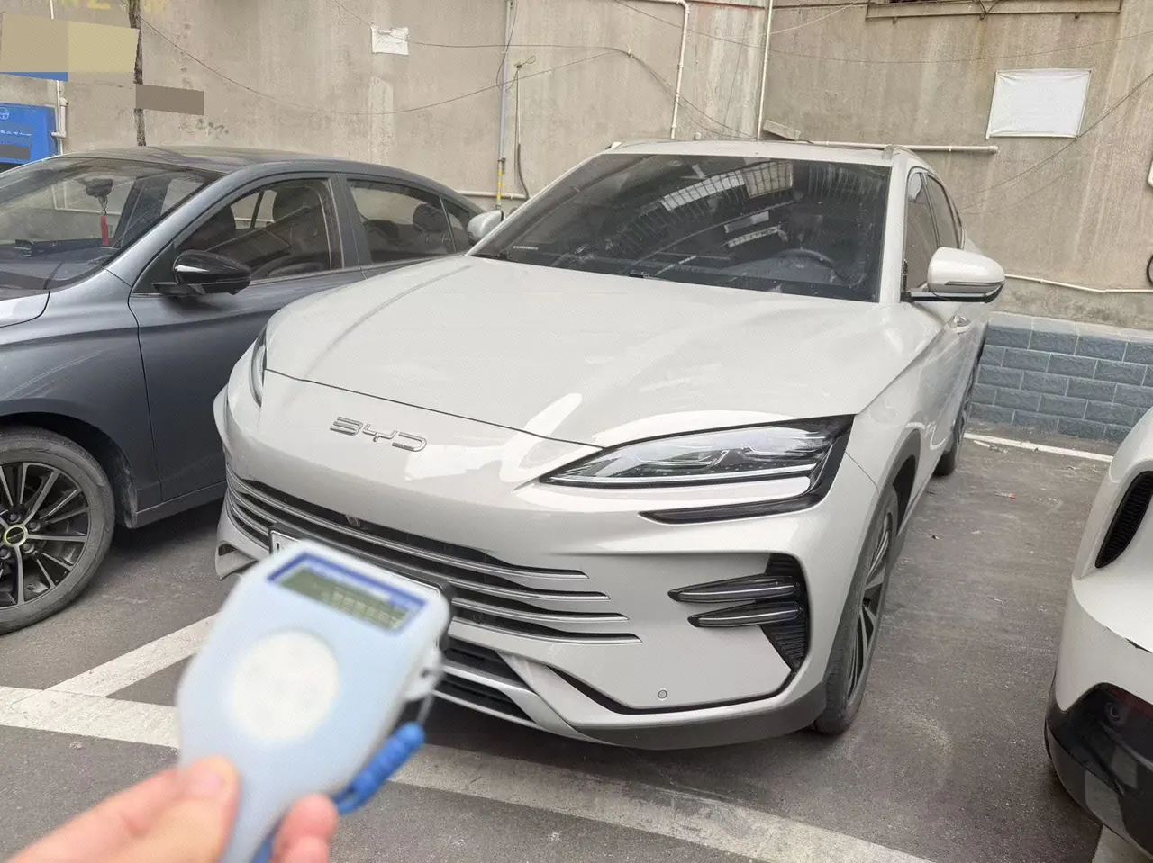 BYD 2023 Song PLUS DM-i 1.5 Stepless Champion Edition 150KM Flagship PLUS Automatic Gear - View 1