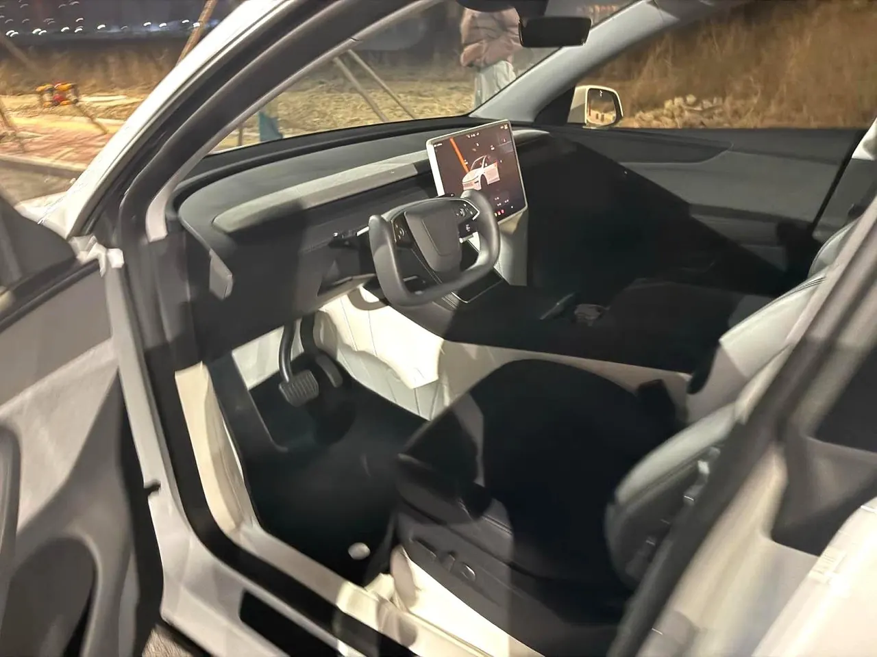 Tesla 2025 Model Y rear-wheel drive version automatic transmission 4