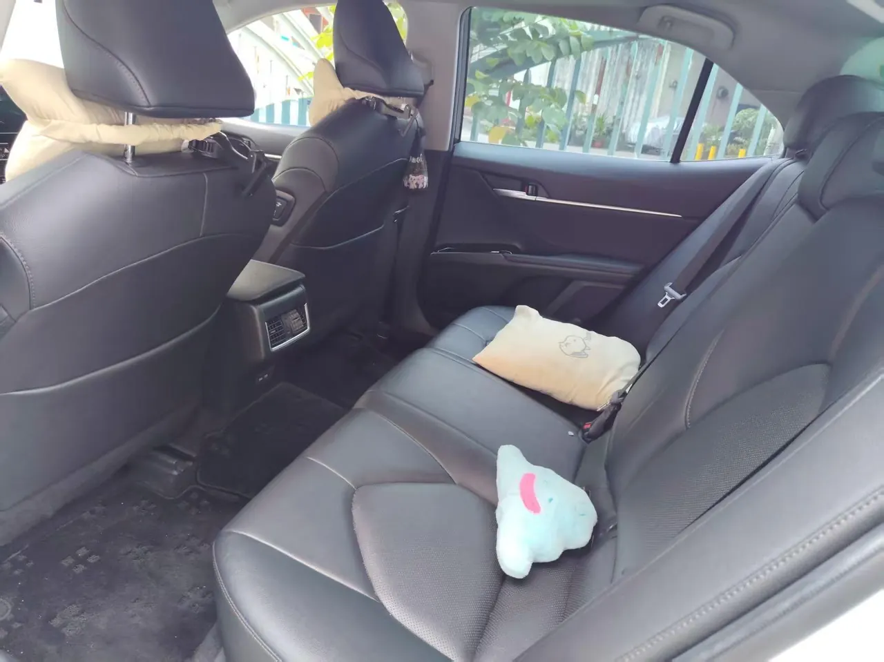 Toyota 2023 Camry 2.0G Stepless Deluxe Edition Automatic Gear 4