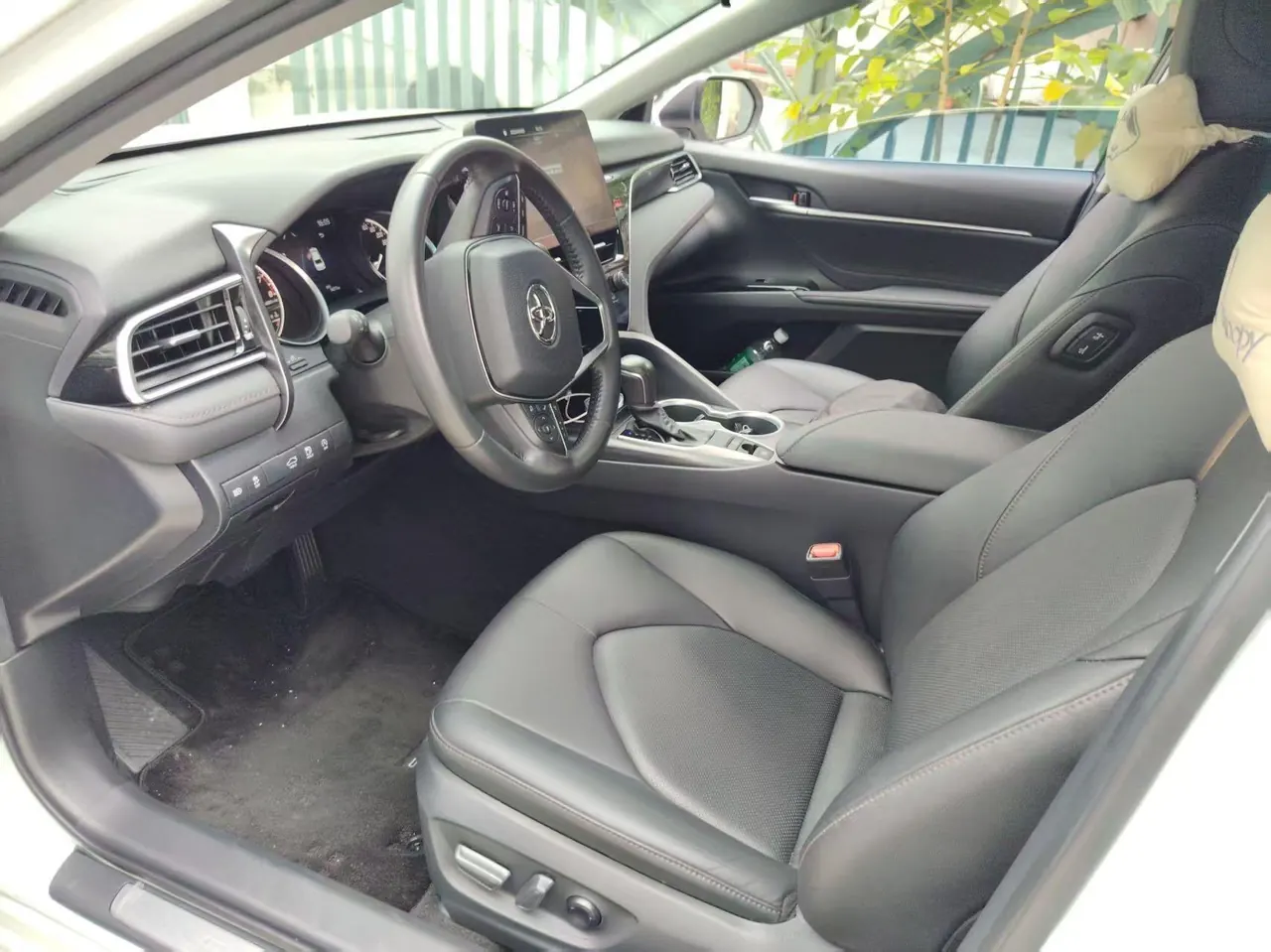 Toyota 2023 Camry 2.0G Stepless Deluxe Edition Automatic Gear 5