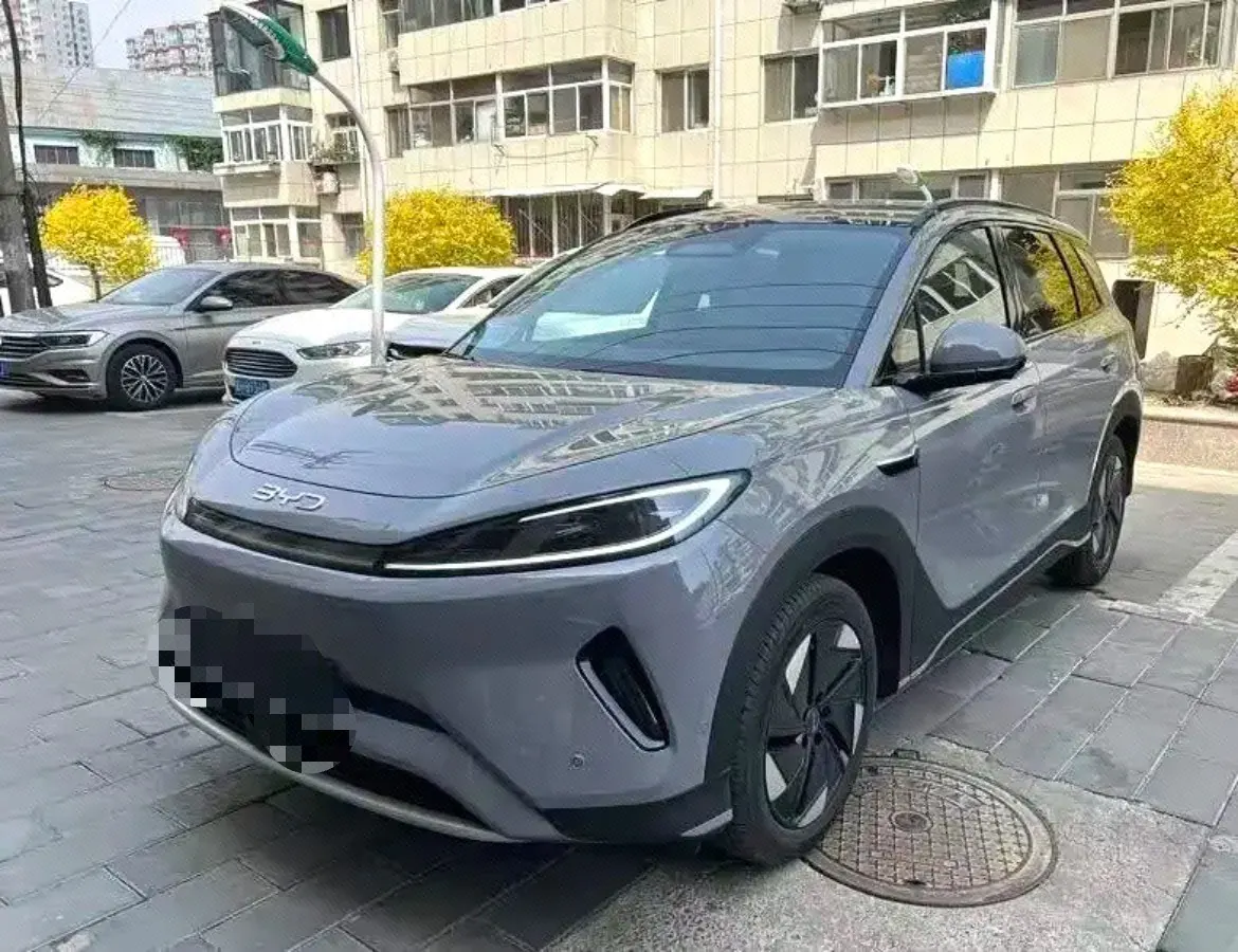 BYD 2025 Sea Lion 05 EV 520KM Flagship Zhihang Edition Automatic Gear - View 1
