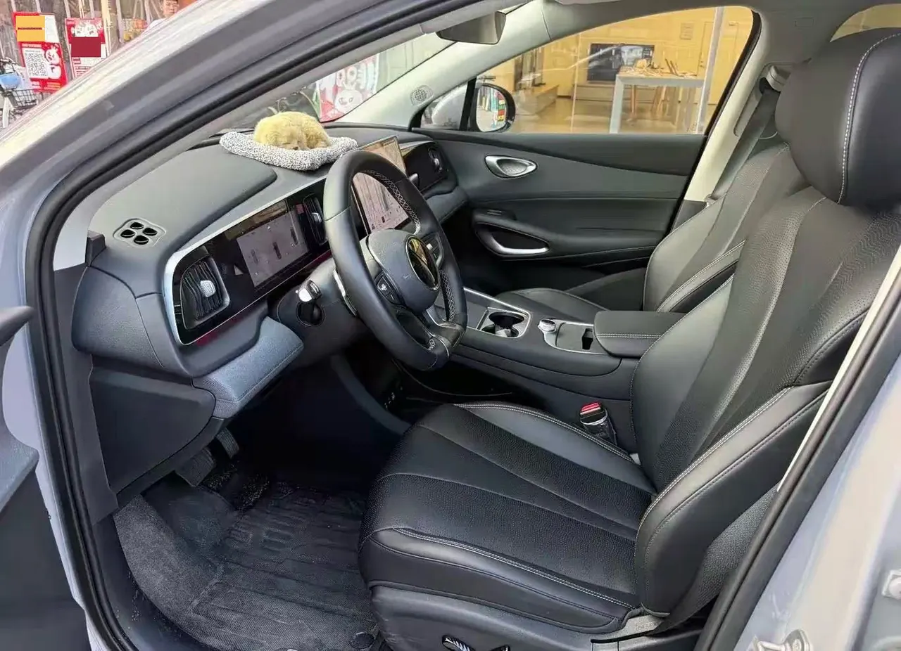 BYD 2025 Sea Lion 05 EV 520KM Flagship Zhihang Edition Automatic Gear 5