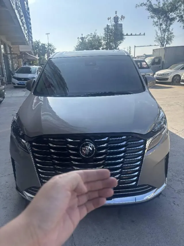 Buick 2023 GL8 ES Lu Zun 48V 2.0T 653T Exclusive Automatic Gear 2
