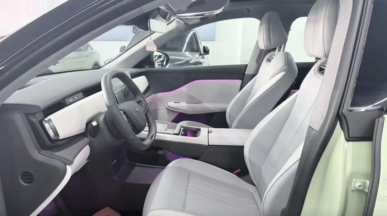 Voyah 2024 bosom friend long endurance intelligent version of automatic transmission 4