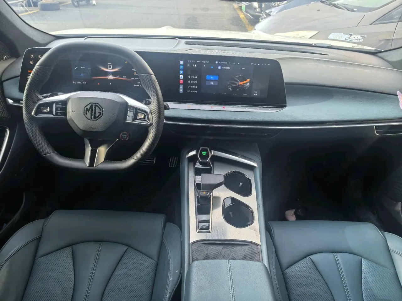 MG 2023 MG7 1.5T to the United States elegant version of automatic gear 4