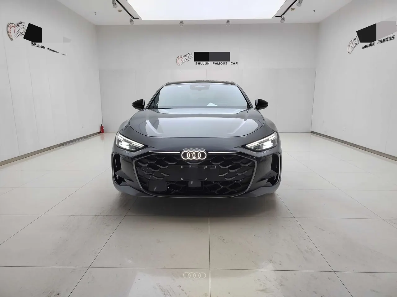 Audi 2026 A5L Sportback 2.0TFSI Quattro exclusive automatic transmission 2