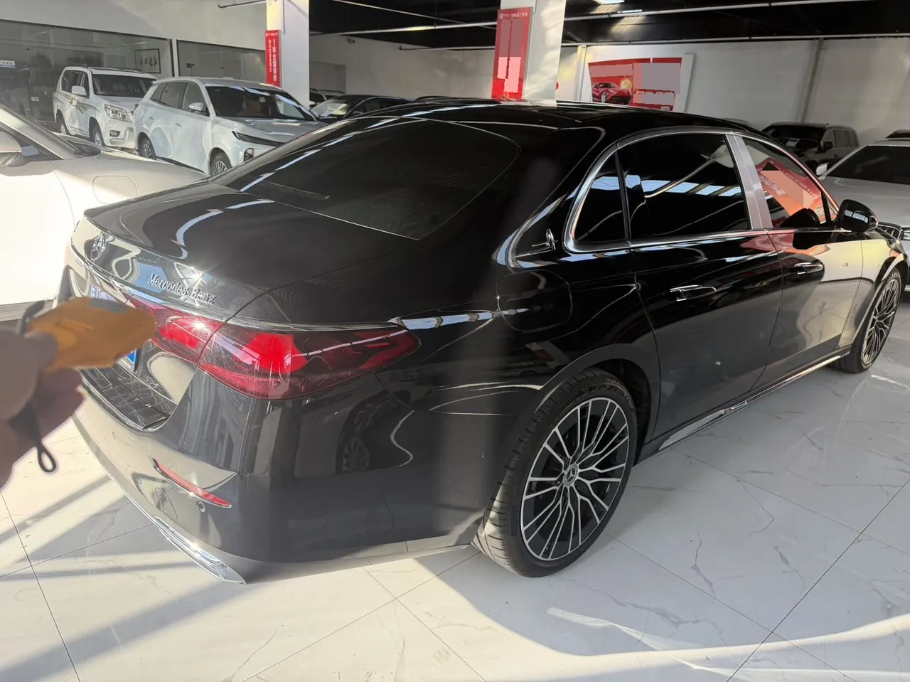 Mercedes Benz E Class 2025 E 300 L 48V 2.0T Honorable Automatic Gear 3