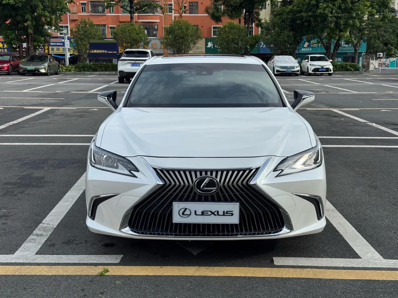 Lexus ES (Imported) 2020 ES200 2.0 Stepless Premium Edition Automatic Gear 2