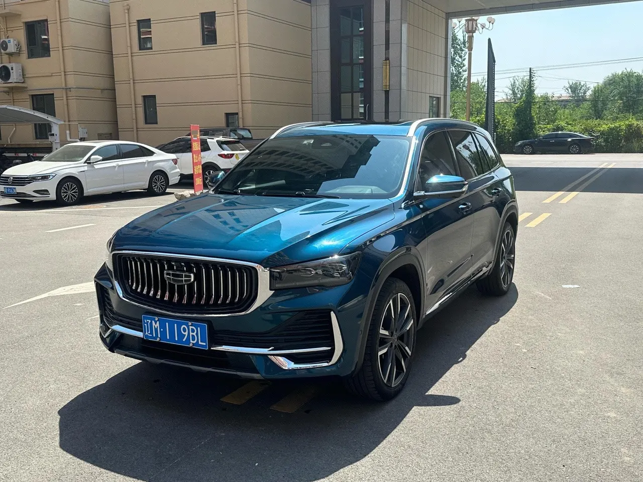 Geely 2021 XingyueL (Monjaro) 2.0TD EVO Two-Drive Comfortable Automatic Gear - View 1