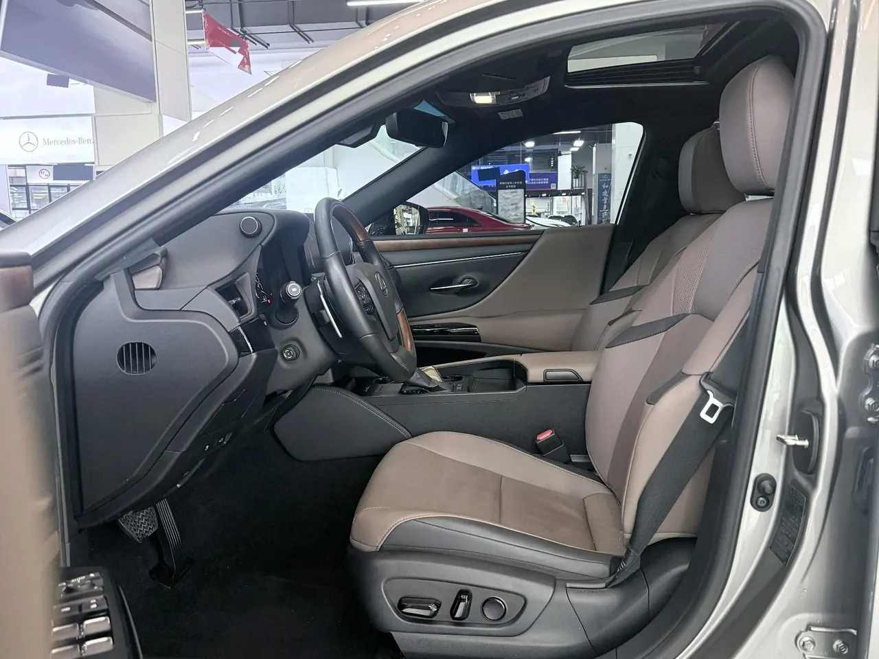 Lexus ES (Imported) 2023 ES200 2.0 Stepless Deluxe Edition Automatic Gear 7