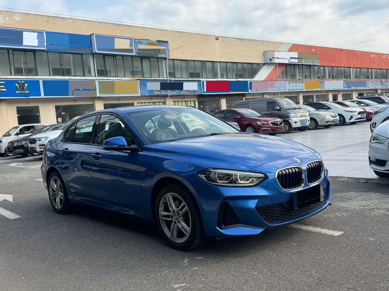 BMW 1 Series 2020 120i 1.5T M Sports Suit Automatic Gear 4