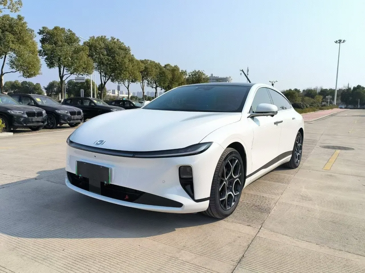 QiYuan 2025 A07 Blue Whale Pure Electric Edition 525 Smart Driving Luxury Automatic Gear - View 1