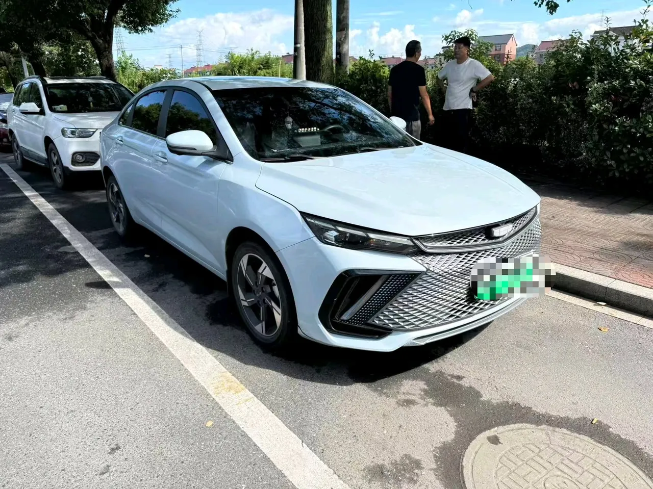Geely 2022 emgrand l thor Hi · P 1.5TD Pro Super automatic gear 3