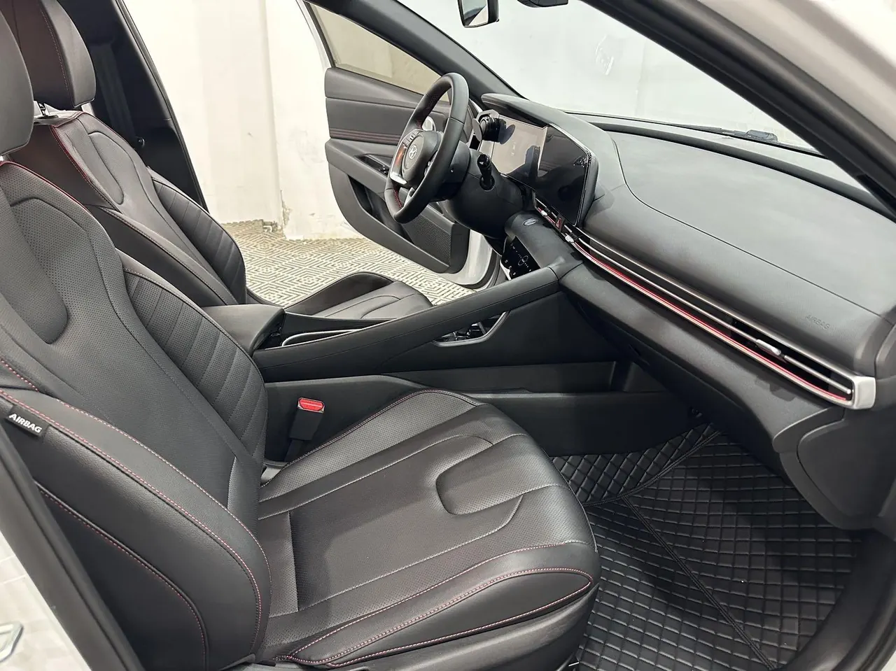 Hyundai 2022 Elantra-Sanxiang 1.5 Stepless 20th Anniversary Automatic Gear 4
