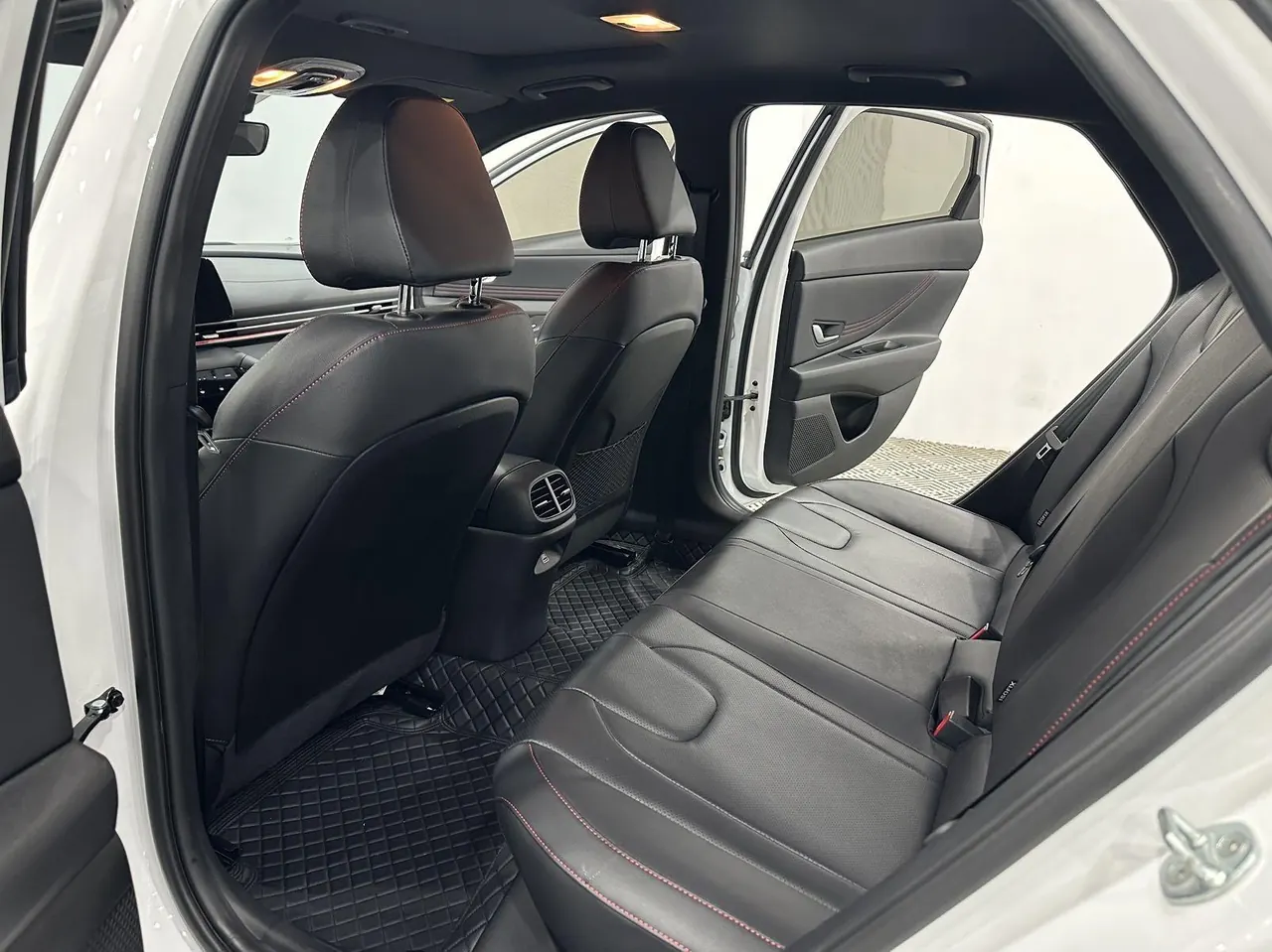 Hyundai 2022 Elantra-Sanxiang 1.5 Stepless 20th Anniversary Automatic Gear 6