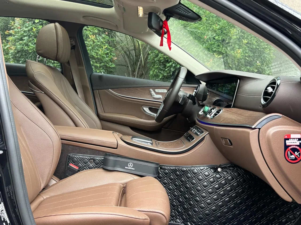 Mercedes Benz E Class 2022 E 300 L 2.0T Fashion (Change 2) Automatic Gear 8