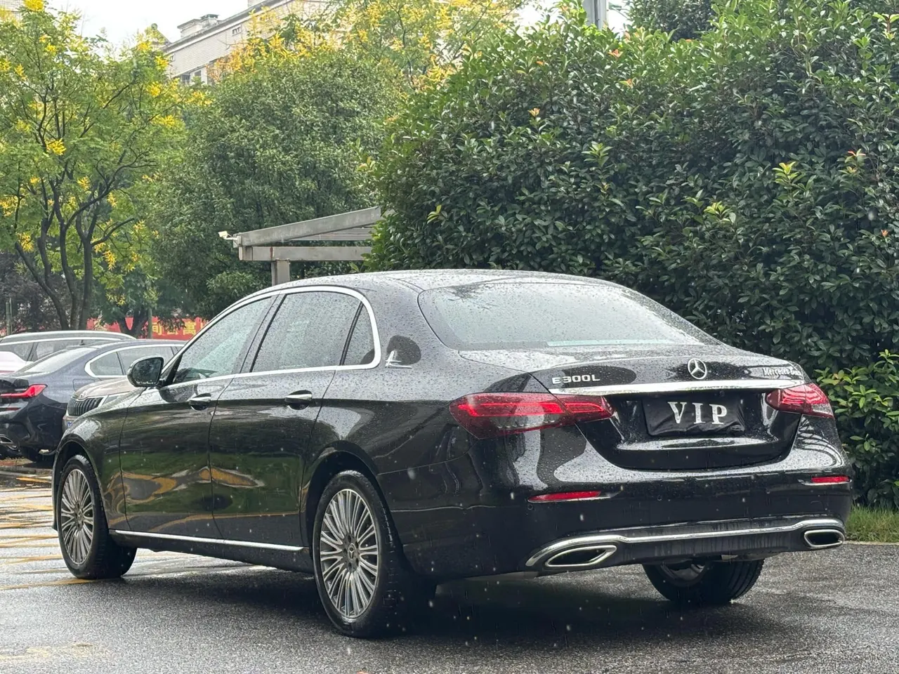 Mercedes Benz E Class 2022 E 300 L 2.0T Fashion (Change 2) Automatic Gear 9
