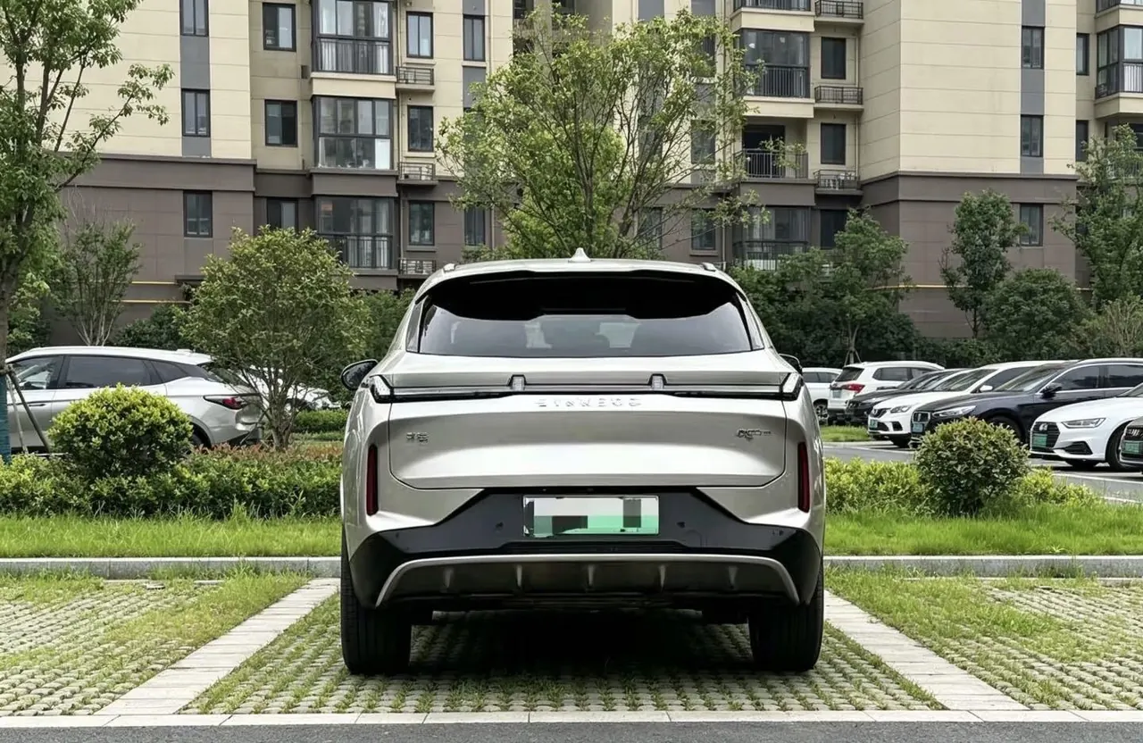 LYNK&amp;CO 2023 LYNK&amp;CO 08 EM-P 1.5T 120km Long Endurance Halo Automatic 8