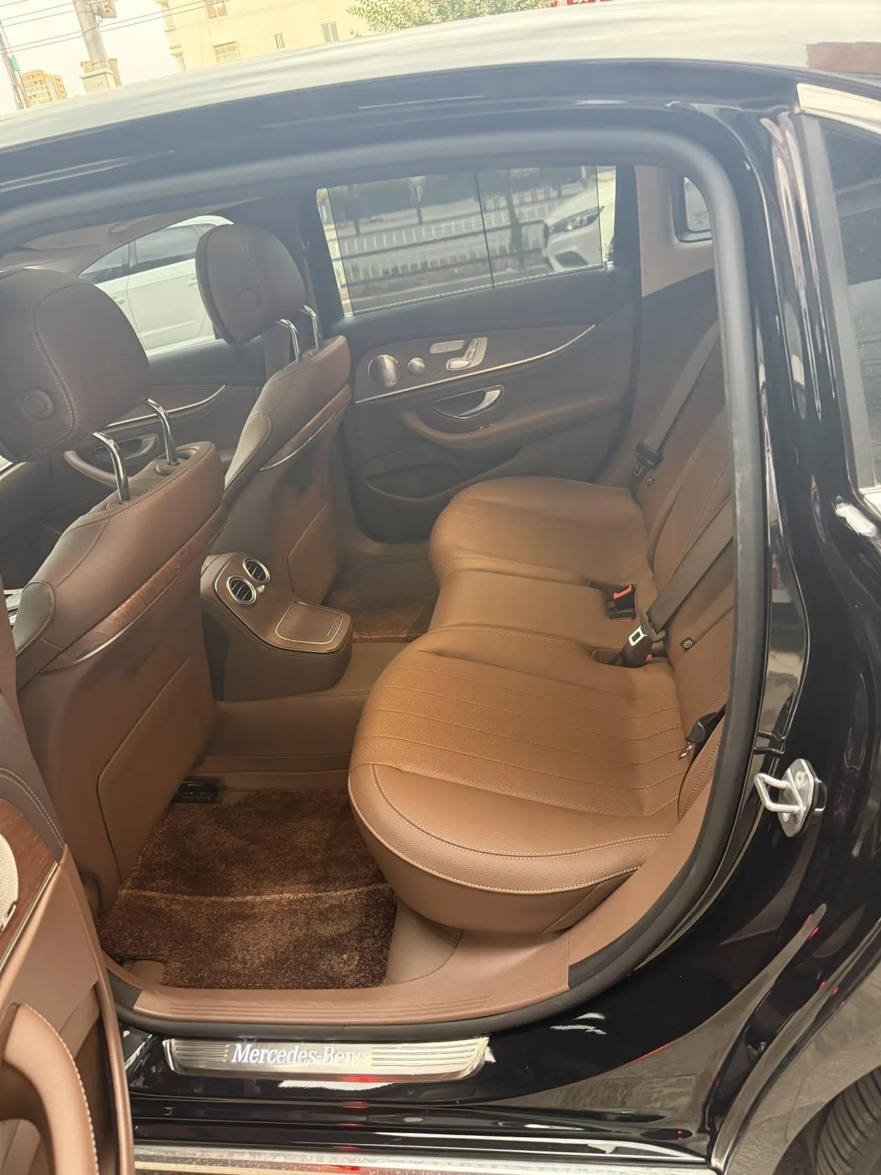 Mercedes Benz E Class 2022 E 300 L 2.0T Luxury (Change 2) Automatic Gear 5
