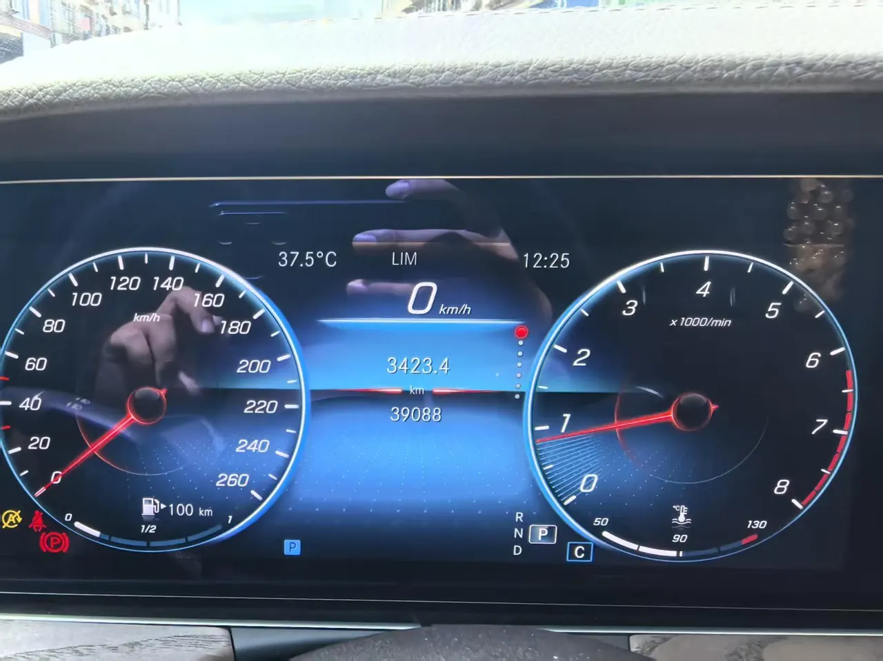 Mercedes Benz E Class 2022 E 300 L 2.0T Luxury (Change 2) Automatic Gear 7