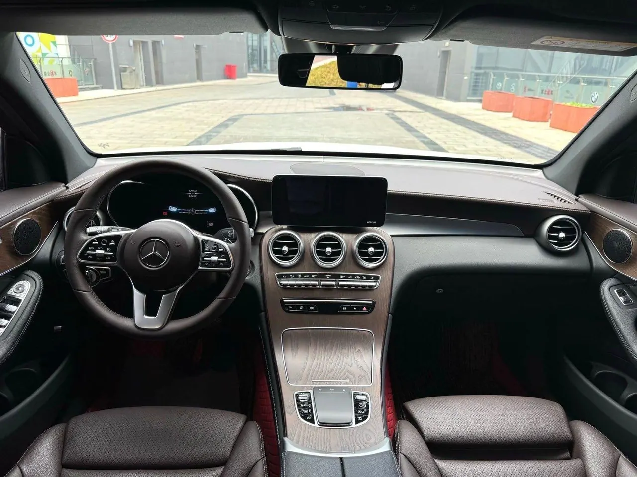 Mercedes Benz 2021 GLC 300 L 4MATIC 2.0T Dynamic Automatic 5