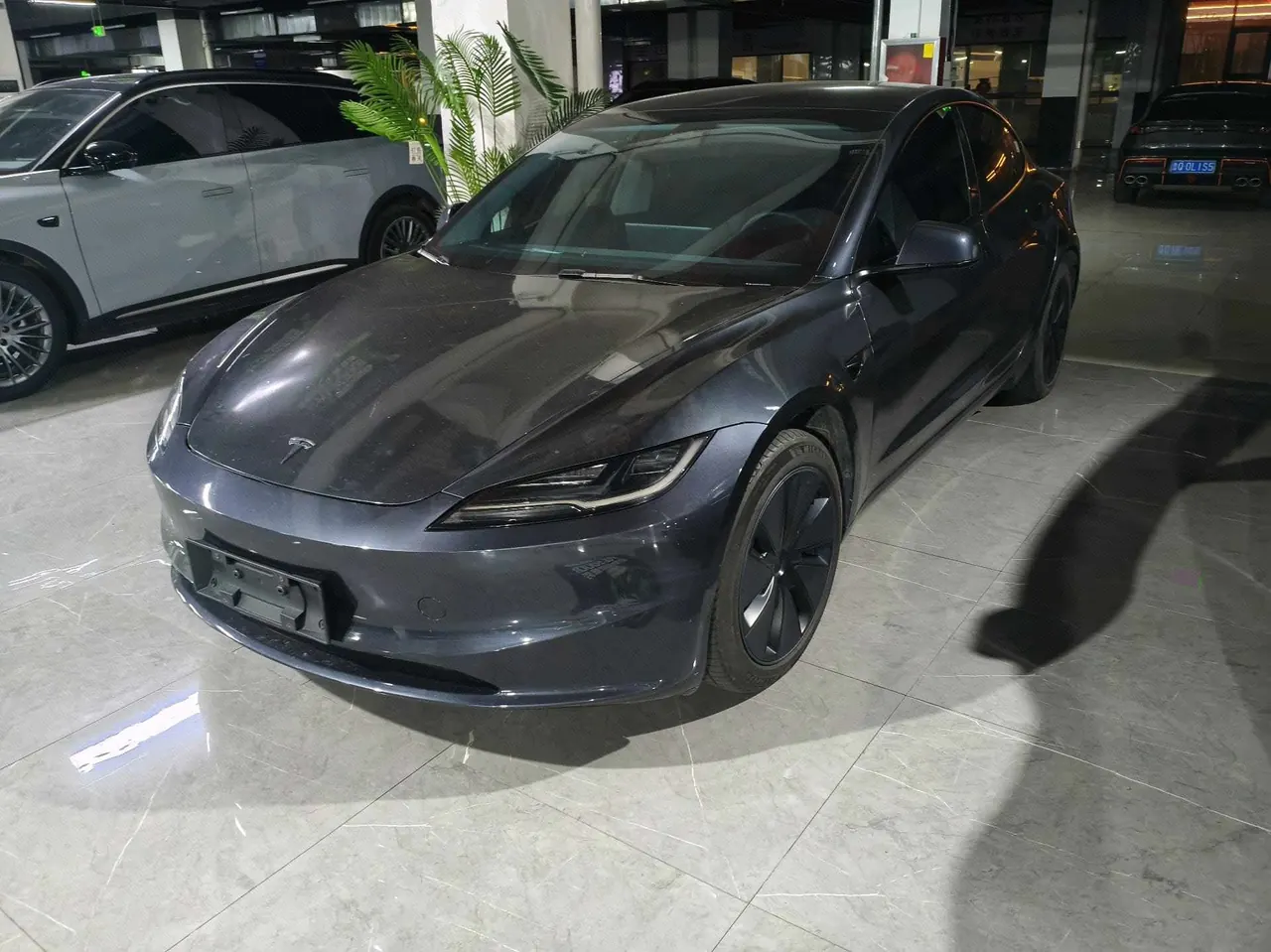 打开图片灯箱:Tesla 2023 Model 3 Rejuvenation Edition Rear Wheel Drive Automatic Transmission