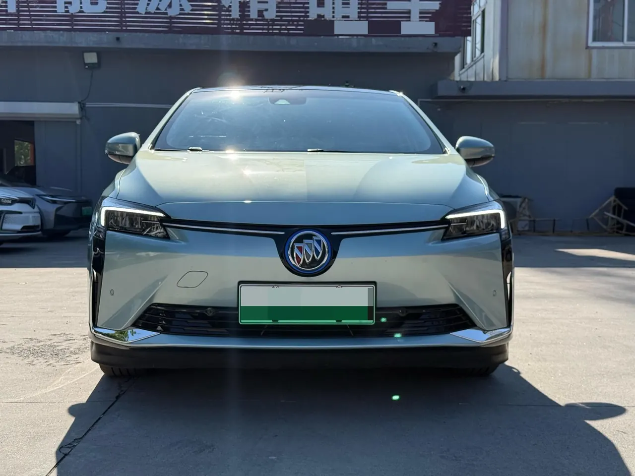 Buick 2022 VELITE 6 Connected Intelligent PLUS Automatic Transmission 2