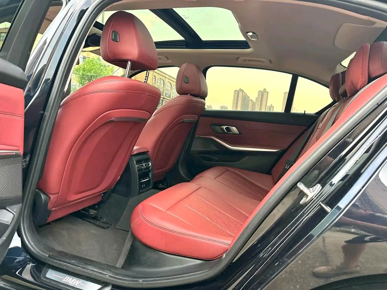BMW 2022 i3 eDrive 35L automatic gear 6