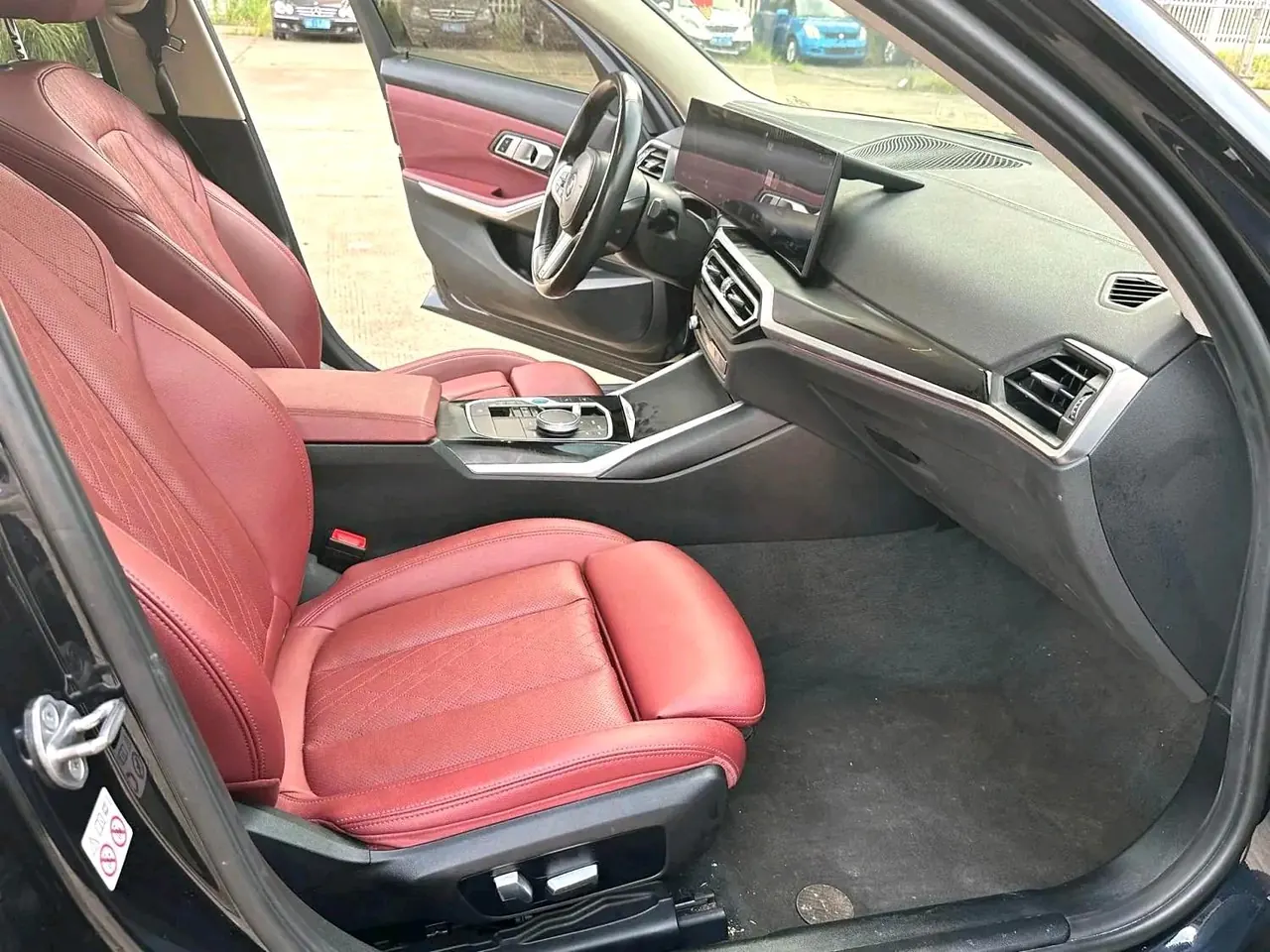 BMW 2022 i3 eDrive 35L automatic gear 7