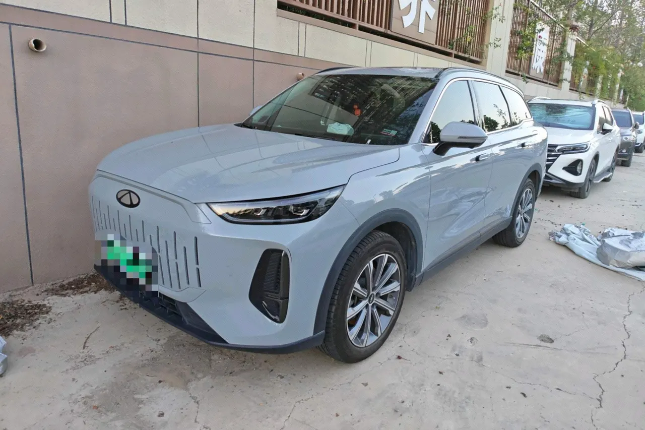 Chery 2024 Fengyun T9 C- DM 1.5T 120 Long Endurance Comfortable 7-seat Automatic Gear - View 1