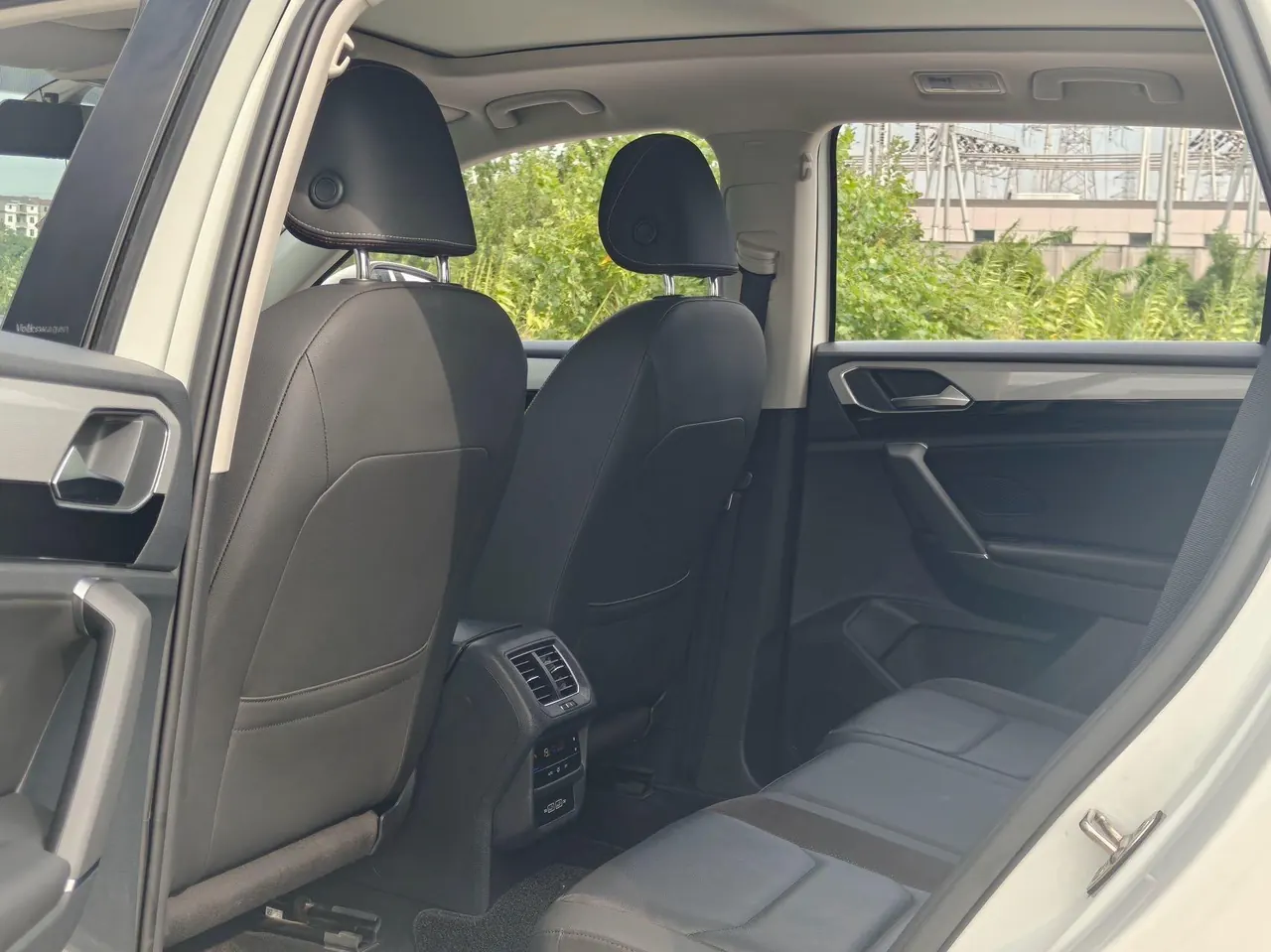 Volkswagen 2021 Tanyue 1.4TSI 280TSI Two-Drive Deluxe Smart Joint Edition Automatic Gear 5