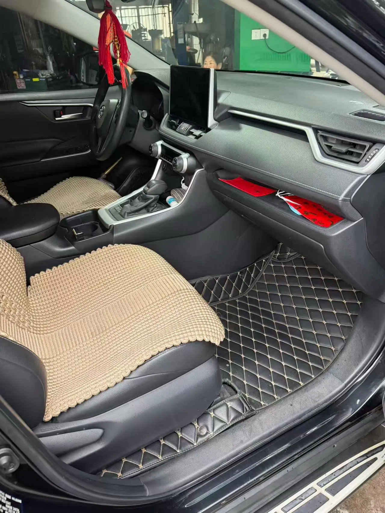 Toyota 2020 Weilanda Dual Engine 2.5 Stepless Two-Drive Deluxe Automatic Gear 4