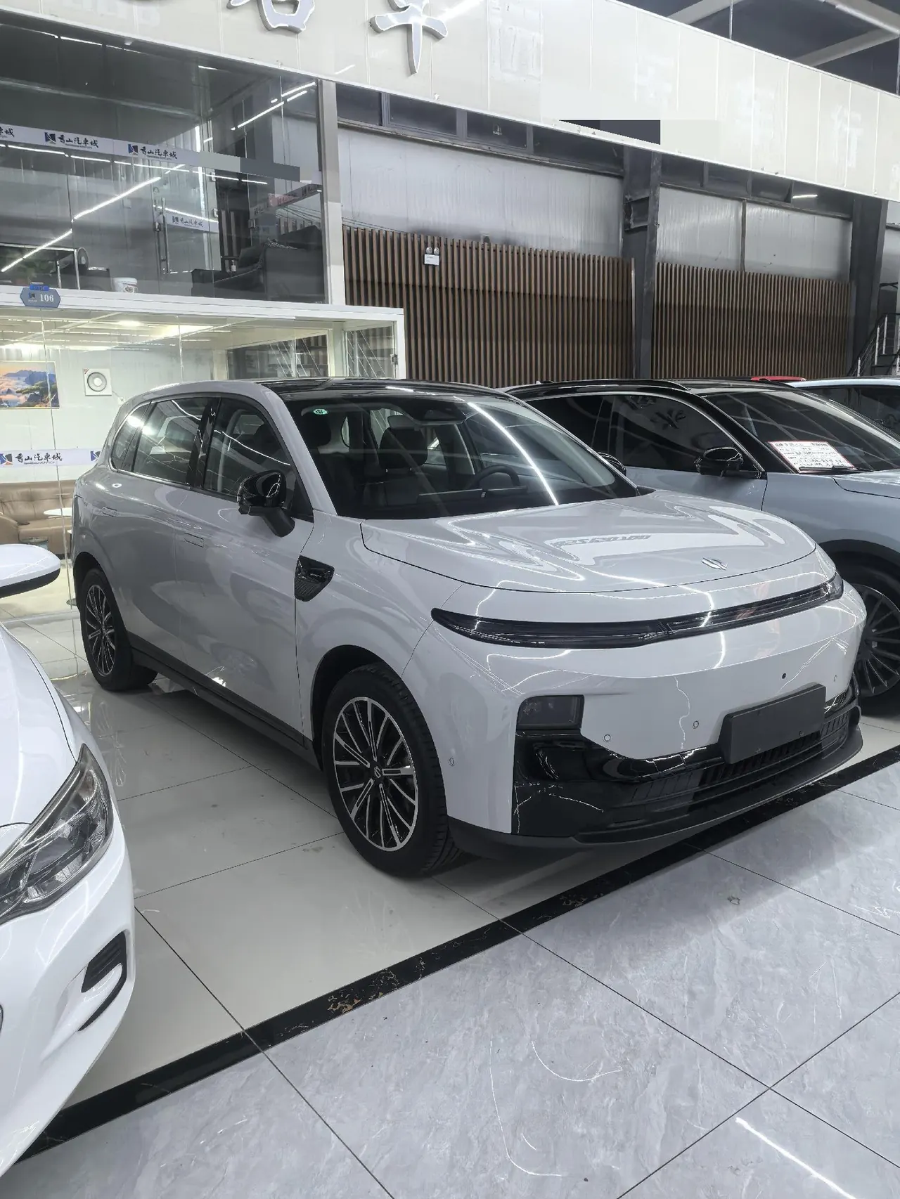 Leapmotor 2025 B 10 510 Enjoy Smart Driving Edition Automatic Gear 3
