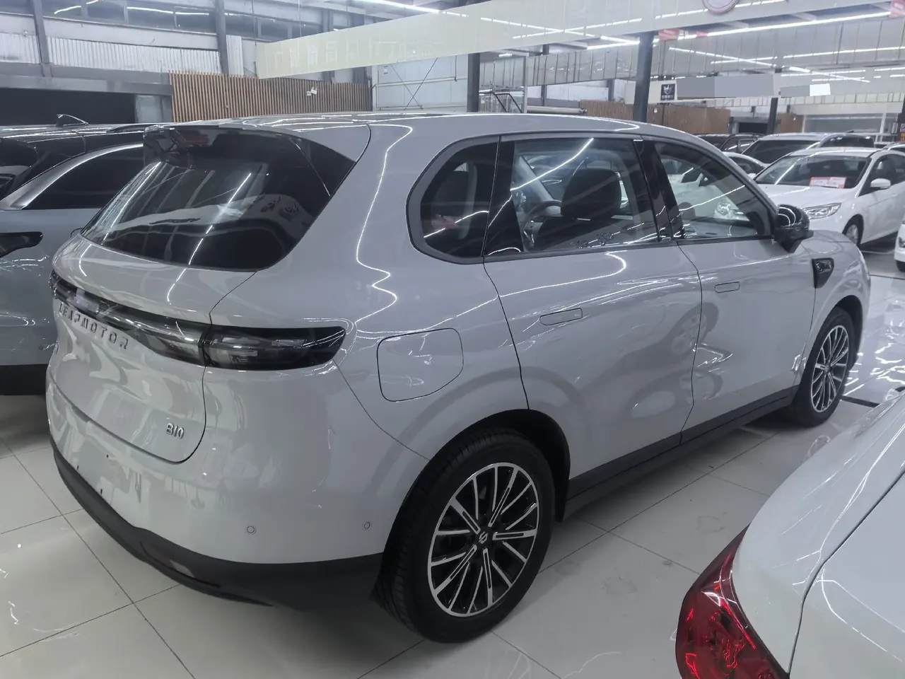 Leapmotor 2025 B 10 510 Enjoy Smart Driving Edition Automatic Gear 4