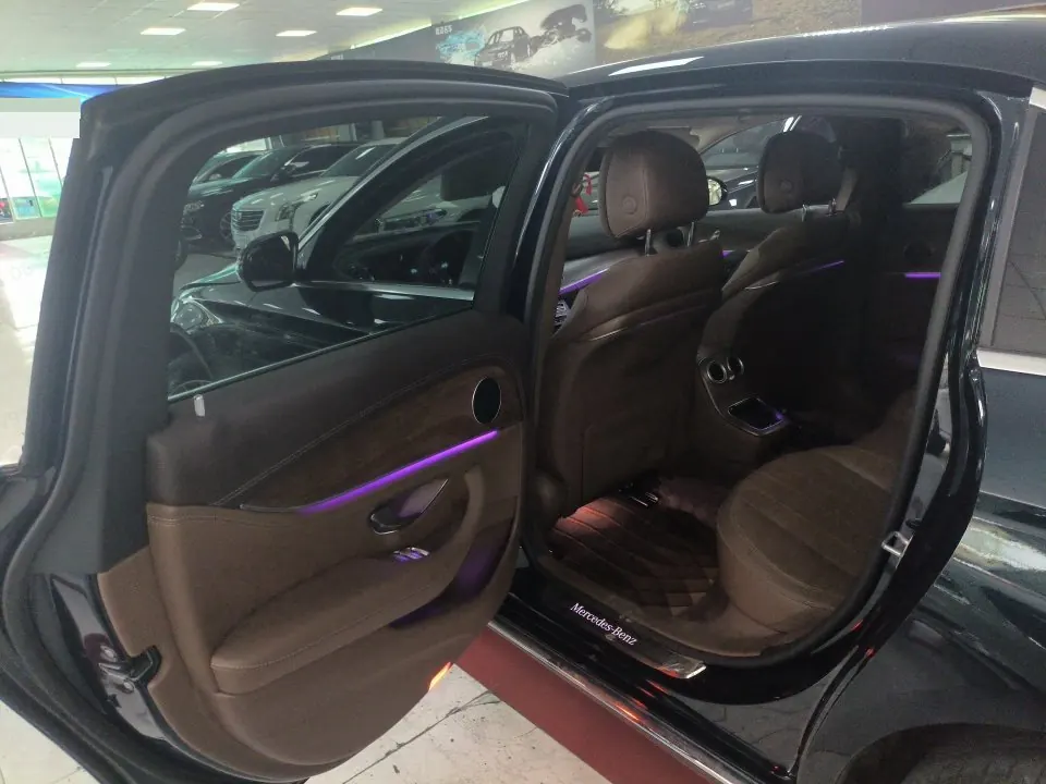 Mercedes Benz E Class 2023 E 260 L 2.0T Automatic 3