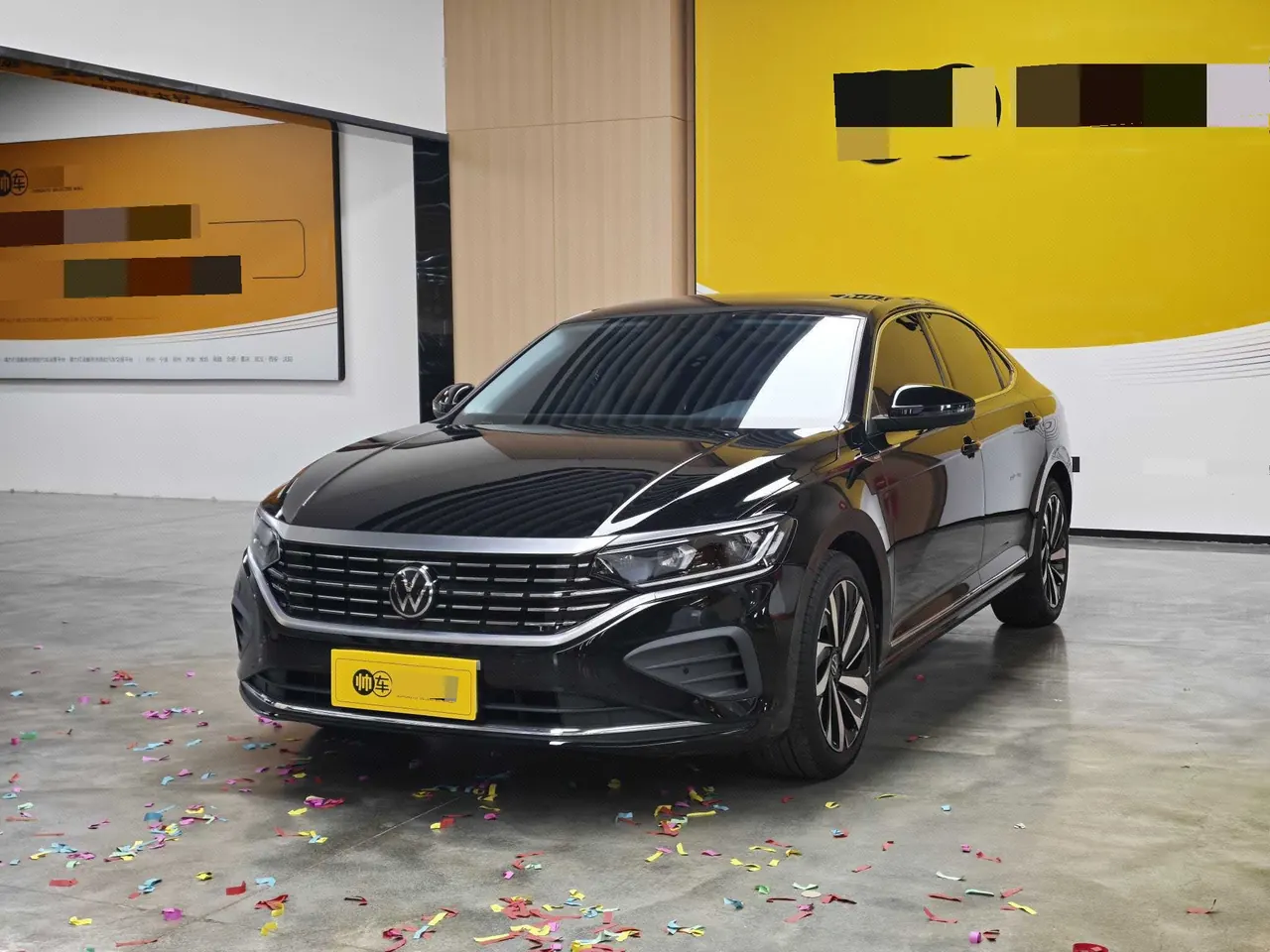 Open image lightbox: Volkswagen 2024 Passat 2.0TSI 330TSI Elite Edition Automatic