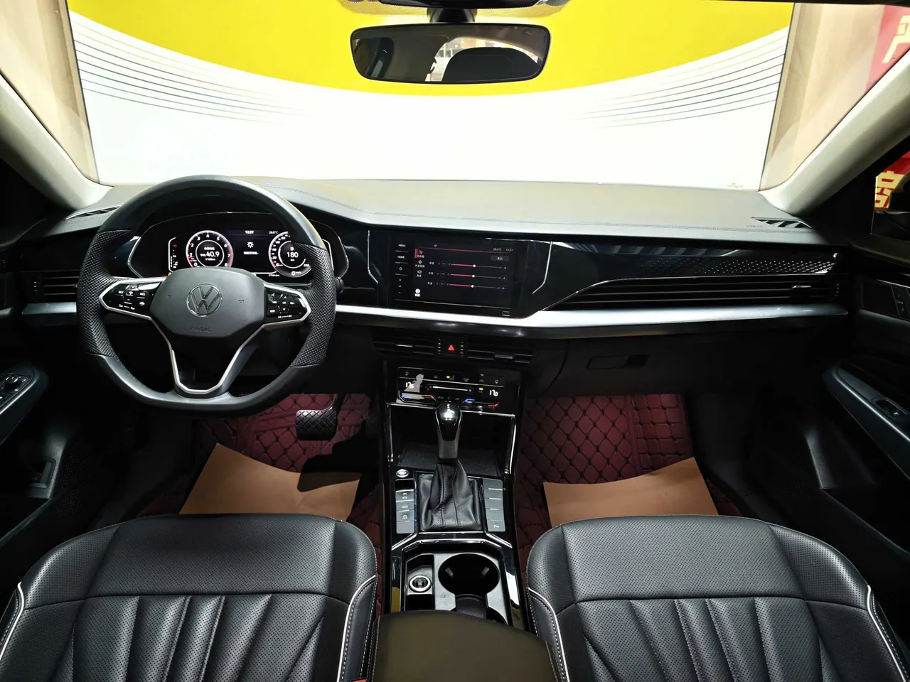 Volkswagen 2024 Passat 2.0TSI 330TSI Elite Edition Automatic 5