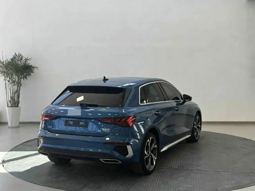 Audi 2021 A3 Sportback 1.4TFSI 35TFSI luxury sports automatic 3