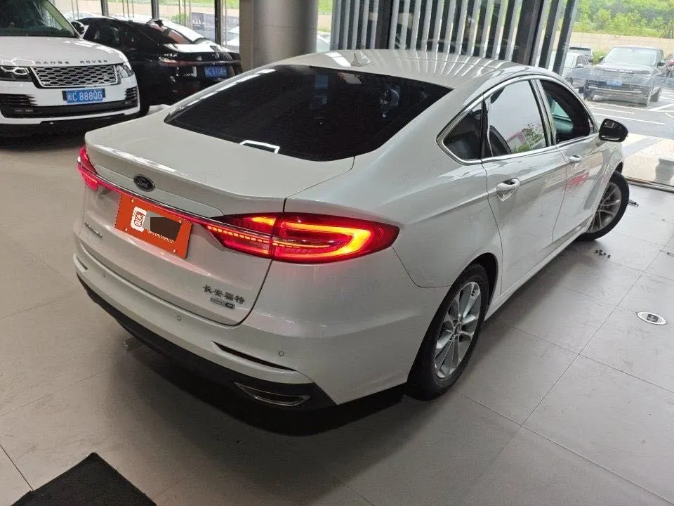 Ford 2020 Mondeo 1.5T EcoBoost 180 Fashion Automatic 2