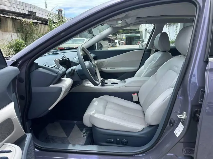 Nissan 2026 Teana 2.0T Stepless Hongmeng Cockpit Flagship Automatic Gear 2