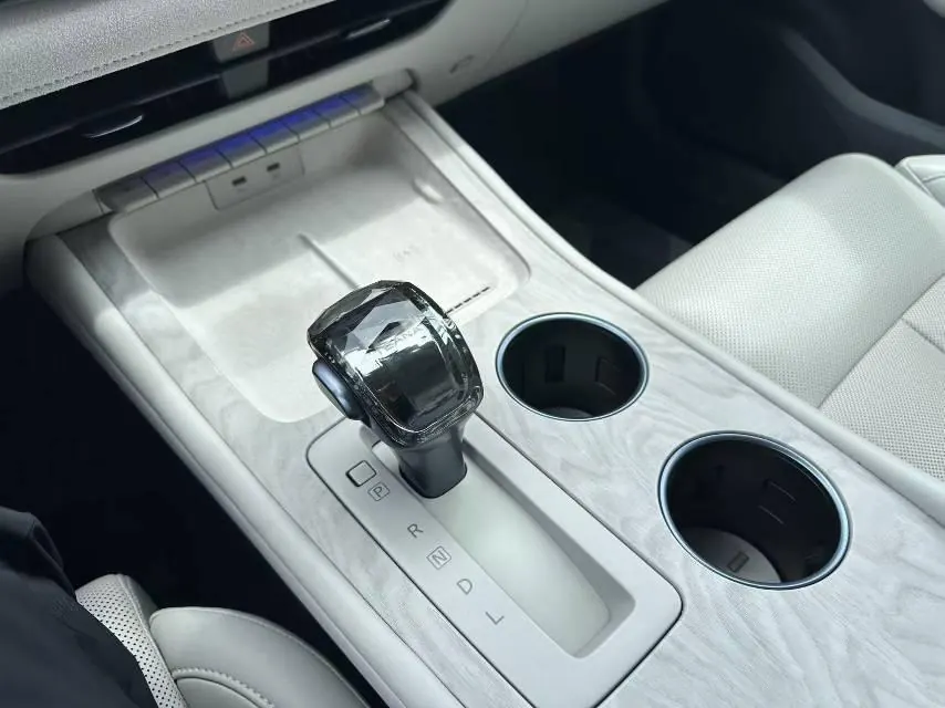 Nissan 2026 Teana 2.0T Stepless Hongmeng Cockpit Flagship Automatic Gear 4