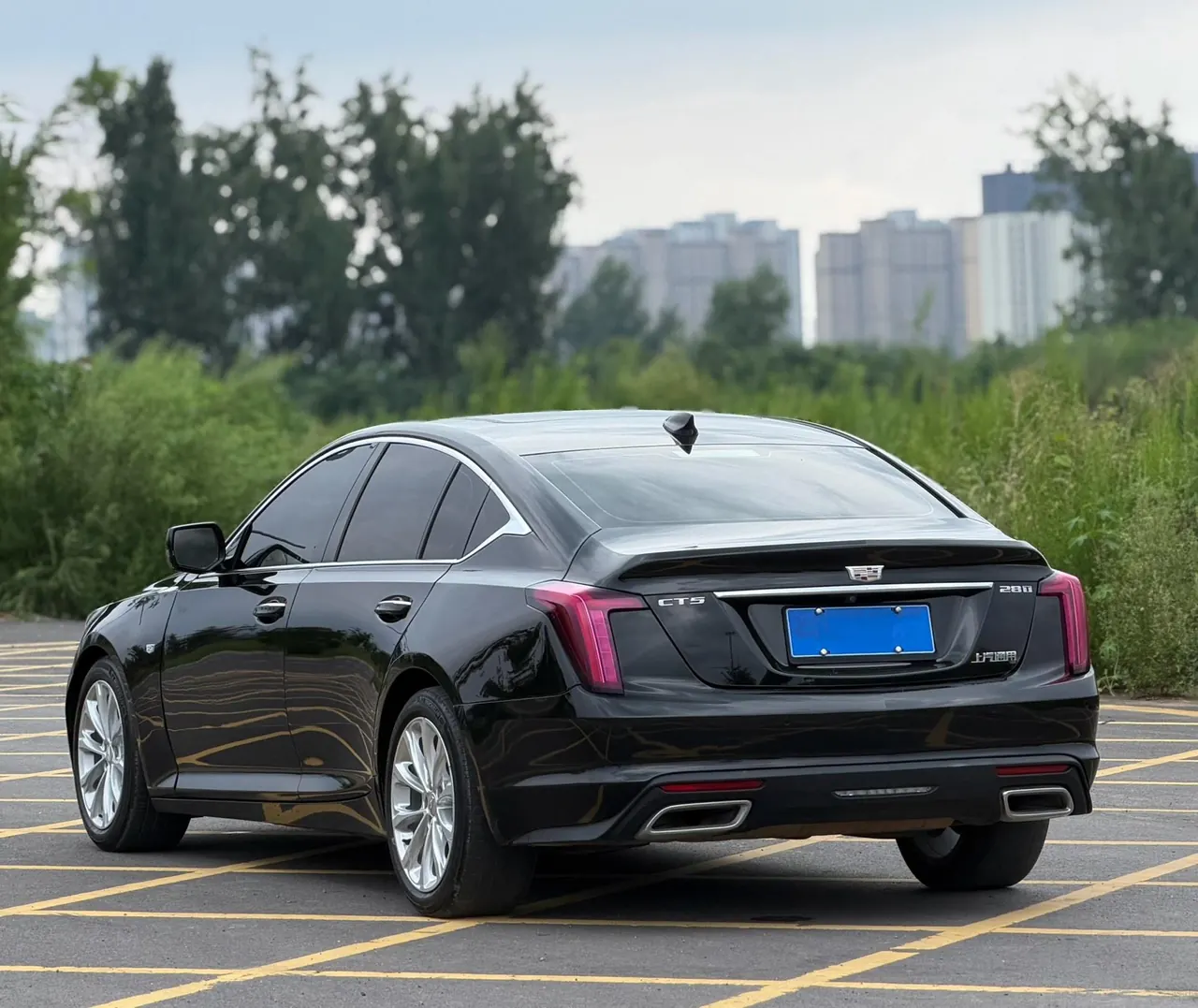 Cadillac 2022 CT5 2.0T 28T luxury automatic gear 9