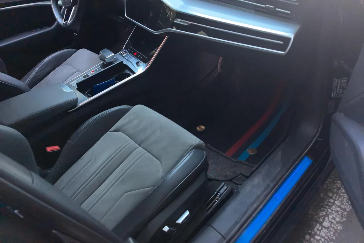 Audi 2024 A6L 2.0TFSI 40TFSI Deluxe Dynamic Automatic 2