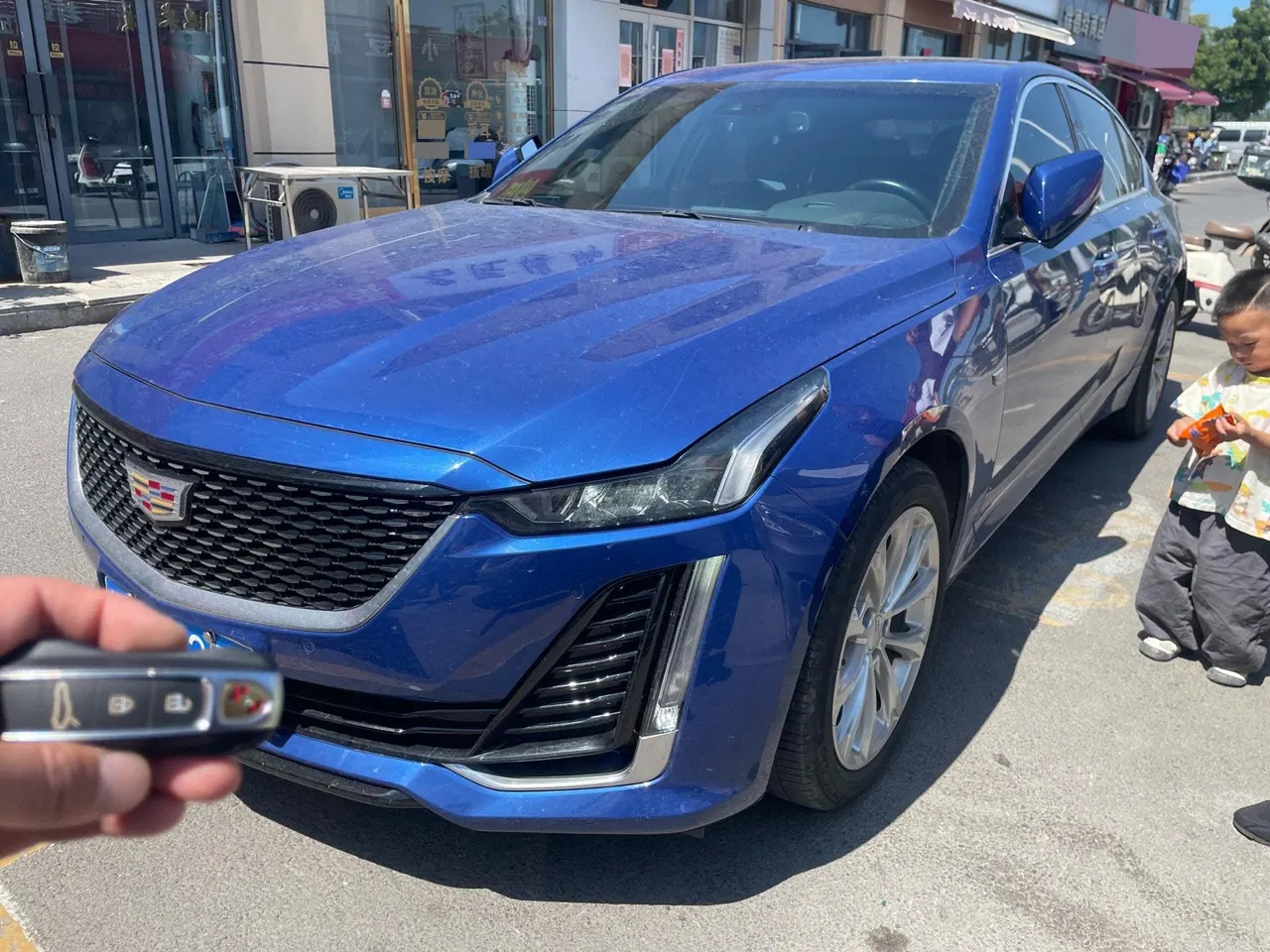 Open image lightbox: Cadillac 2022 CT5 2.0T 28T luxury automatic gear