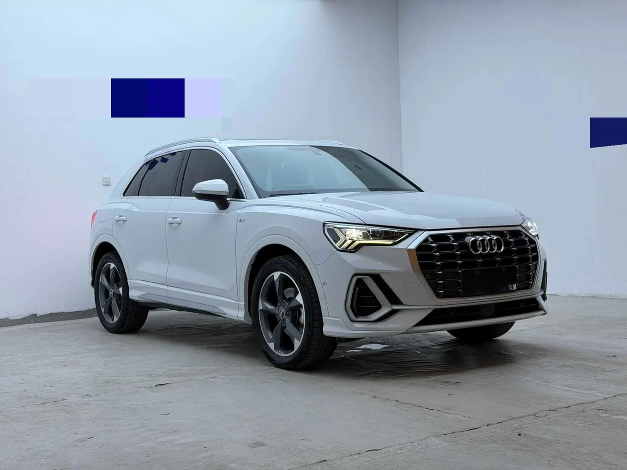 Audi 2023 Q3 1.4TFSI 35TFSI Fashion Dynamic Automatic 3