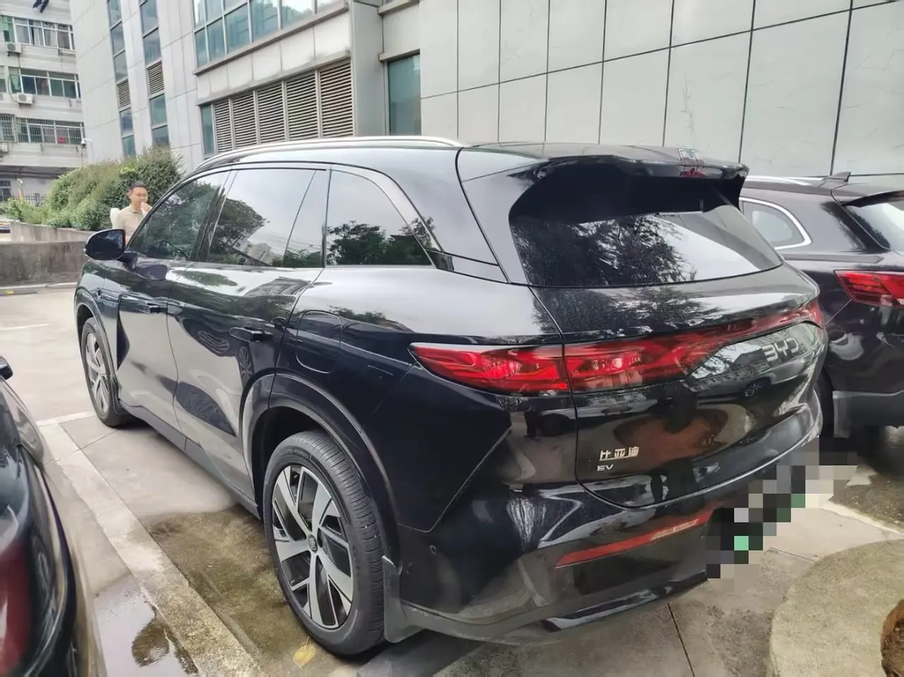 BYD 2025 Tang L EV 670KM laser Radar exclusive automatic gear 4