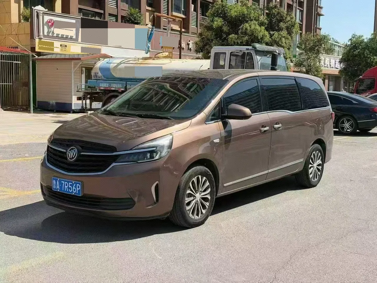 Open image lightbox: Buick 2020 GL8 Land Business Class 2.0T 652T Luxury Automatic Gear