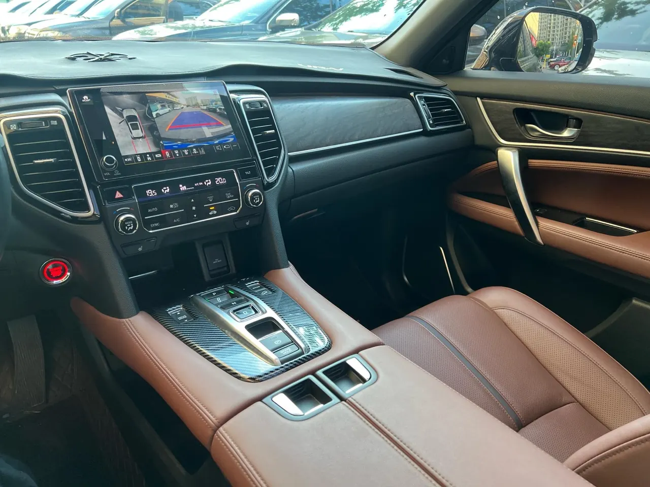 Honda 2020 UR-V 2.0T 370TURBO two-drive elegant version of automatic gear 4