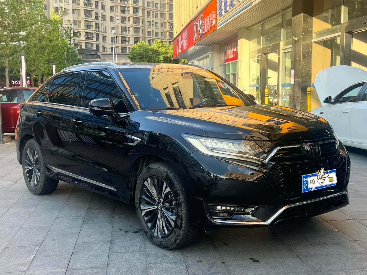 Honda 2020 UR-V 2.0T 370TURBO two-drive elegant version of automatic gear 8