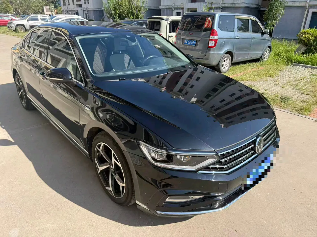 Volkswagen 2024 Magotan 2.0TSI 330TSI 2 million luxury automatic gear 3